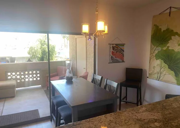 Cozy With Hot Tub & Mountain Views * Phoenix