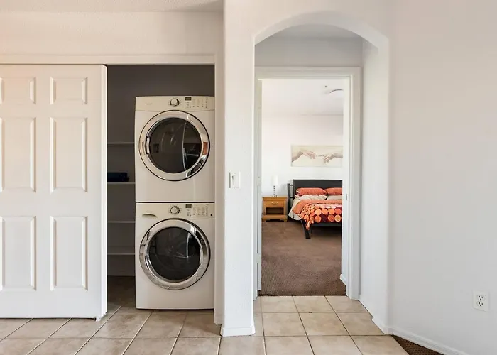Cozy With Hot Tub & Mountain Views Apartment Phoenix