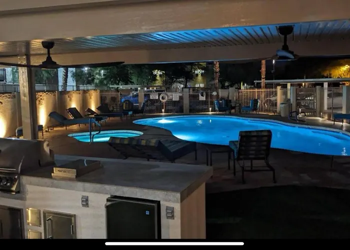 Apartment Cozy With Hot Tub & Mountain Views Phoenix