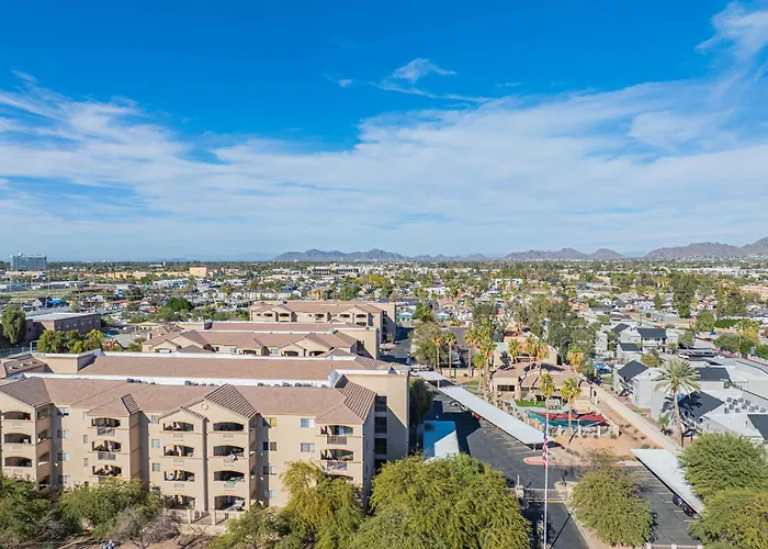 Cozy With Hot Tub & Mountain Views Phoenix