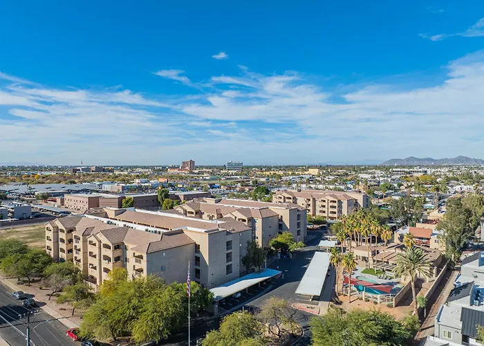 Cozy With Hot Tub & Mountain Views * Phoenix